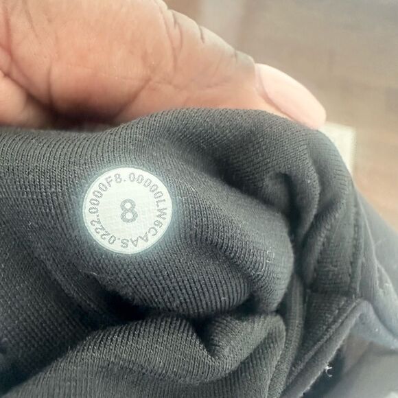 Lululemon Kris Cross Crop Leggings 8 - Picture 6 of 6